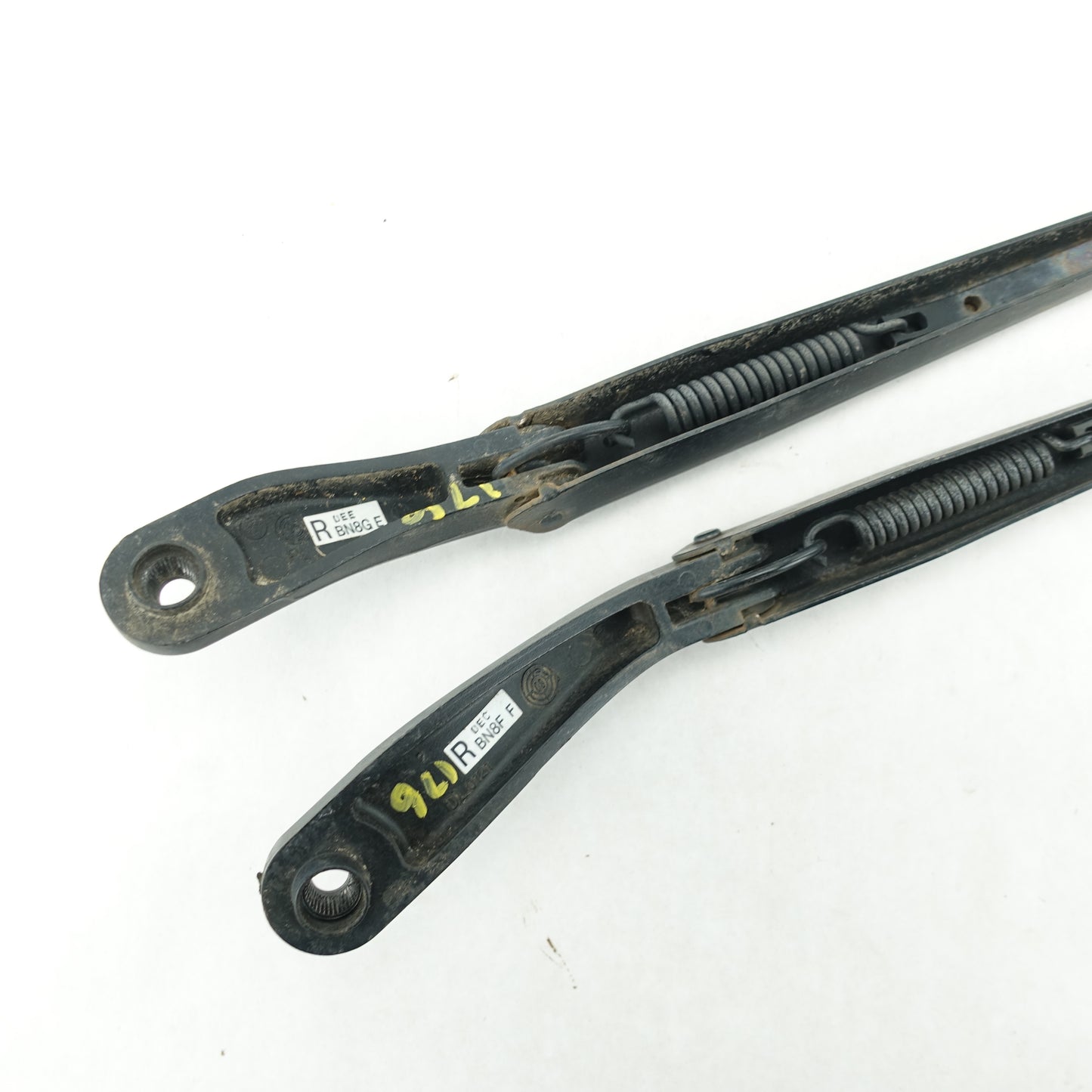 2005 2006 2007 2008 2009 Mazda 3 Windshield Wiper Arm Arms Left Right Front Set