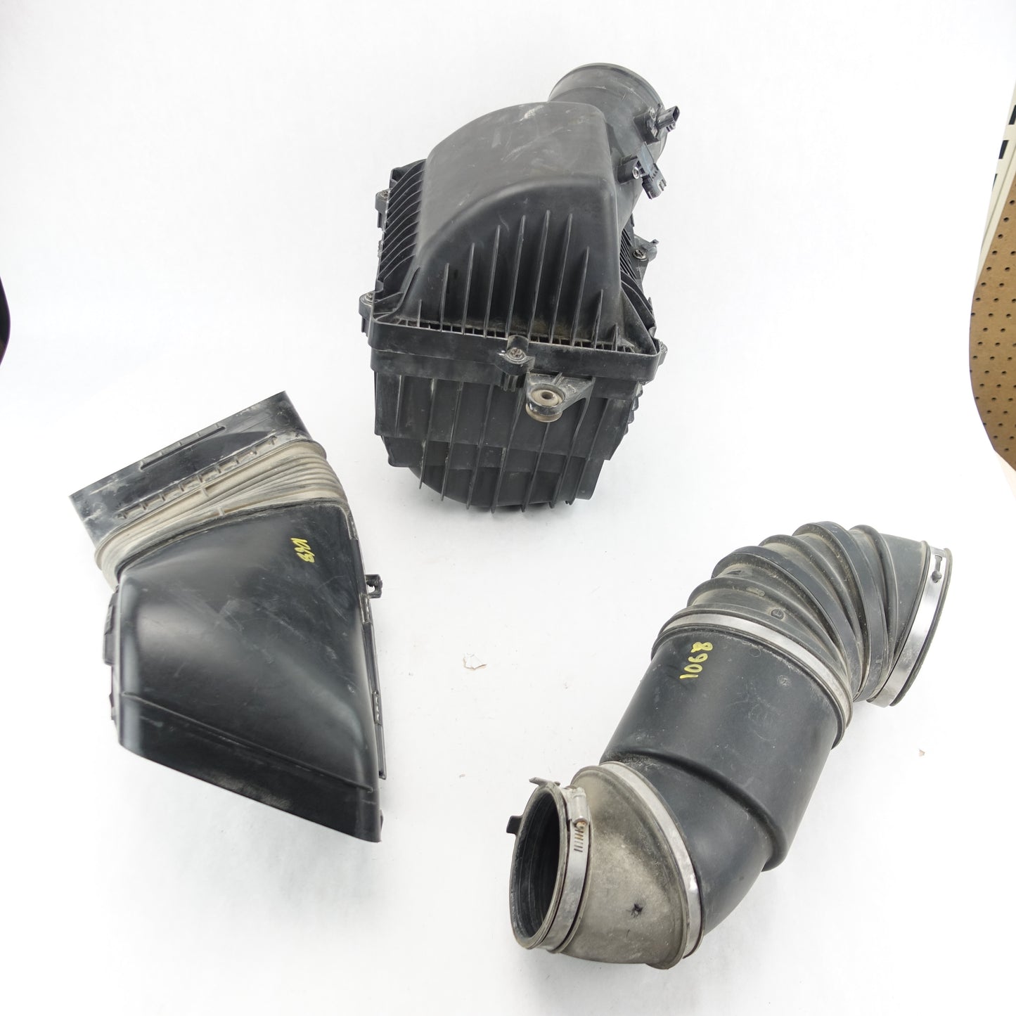 2019 2020 2021 2022 2023 Ram 2500 3500 6.7L Air Cleaner Box