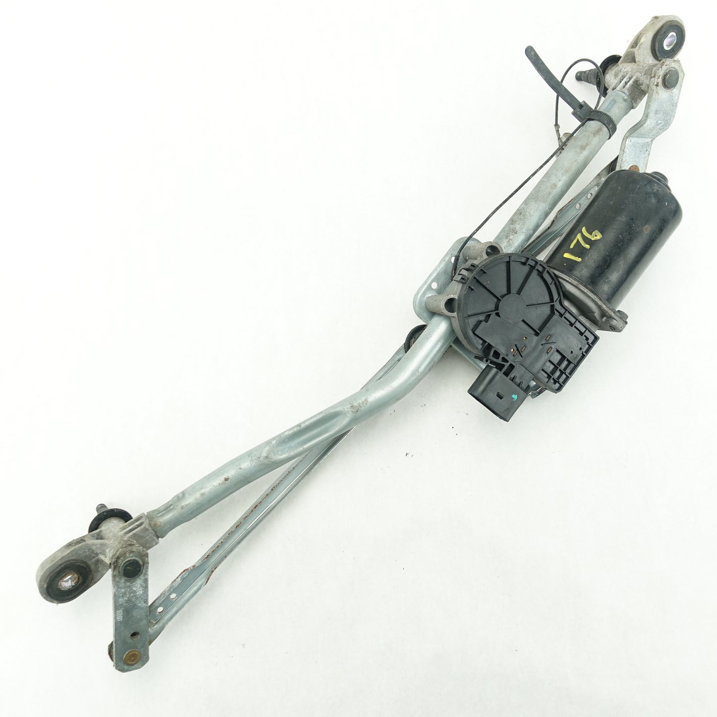 2007 2008 2009 Mazda 3 Front Windshield Wiper Motor Transmission