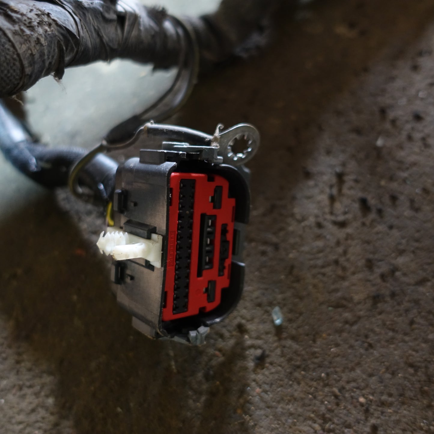 2008 Ford F250 F350 6.4L Engine Fuse Box Bay Wire Harness Loom