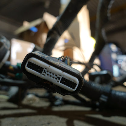 2008 Ford F250 F350 6.4L Engine Fuse Box Bay Wire Harness Loom