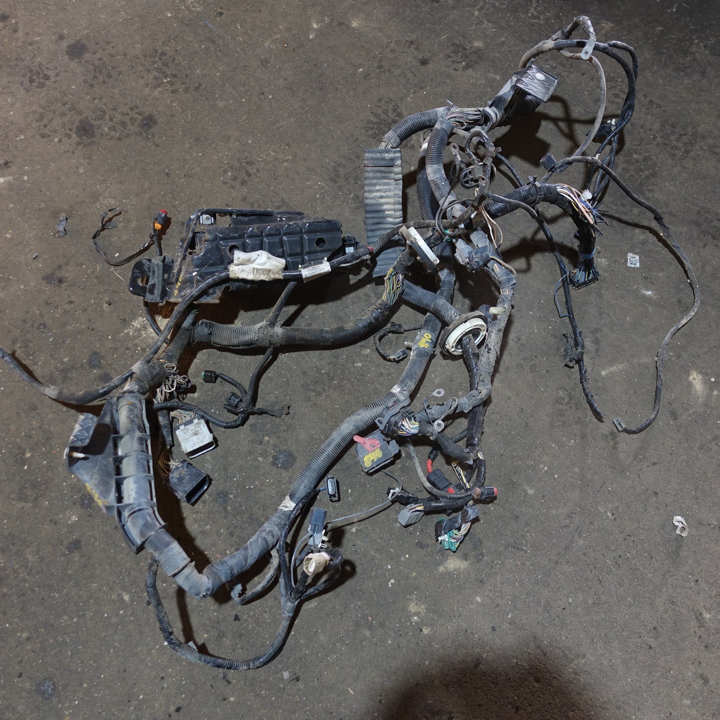 2008 Ford F250 F350 6.4L Engine Fuse Box Bay Wire Harness Loom