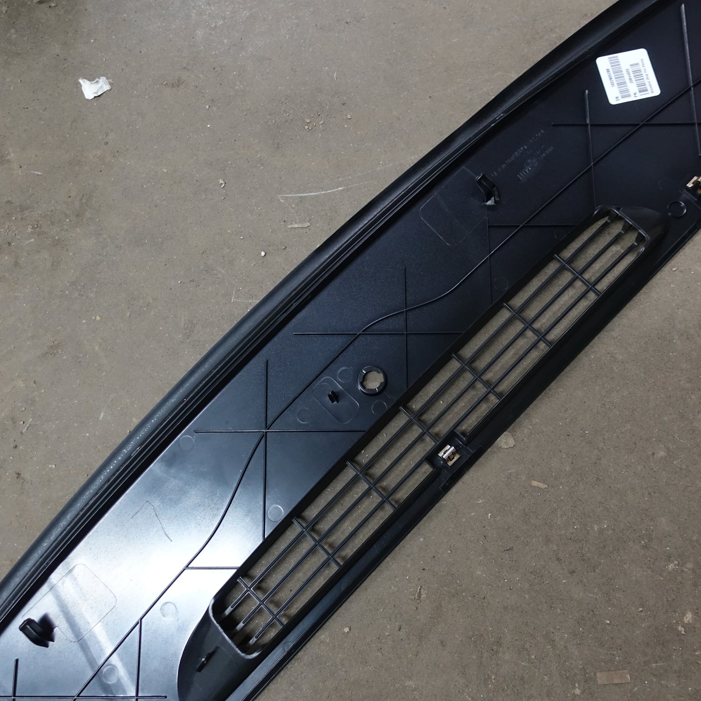 2008 2009 2010 2011 2012 Silverado Sierra Dash Defrost Vent Trim Panel Black OEM