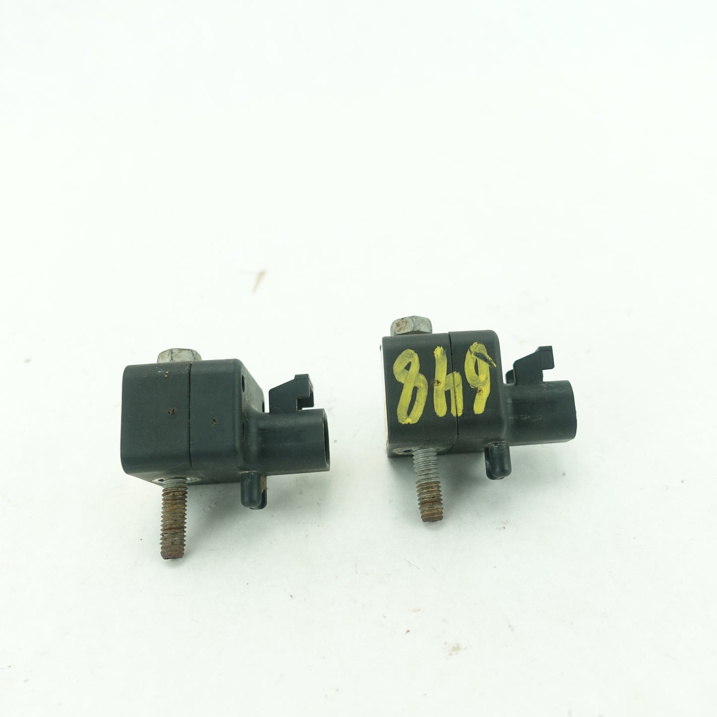 2003 2004 2005 2006 Silverado Sierra Suburban Yukon Front Bumper Impact Sensor