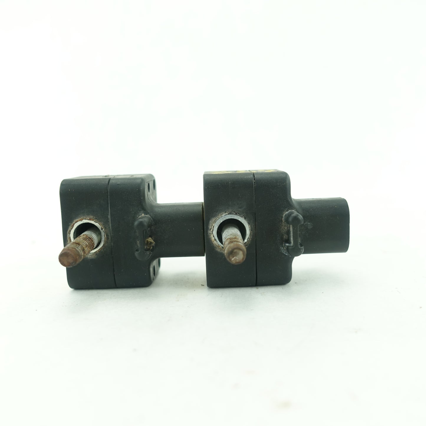 2003 2004 2005 2006 Silverado Sierra Suburban Yukon Front Bumper Impact Sensor