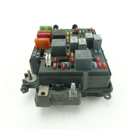 2000 2001 2002 Silverado Sierra Engine Fuse Junction Box