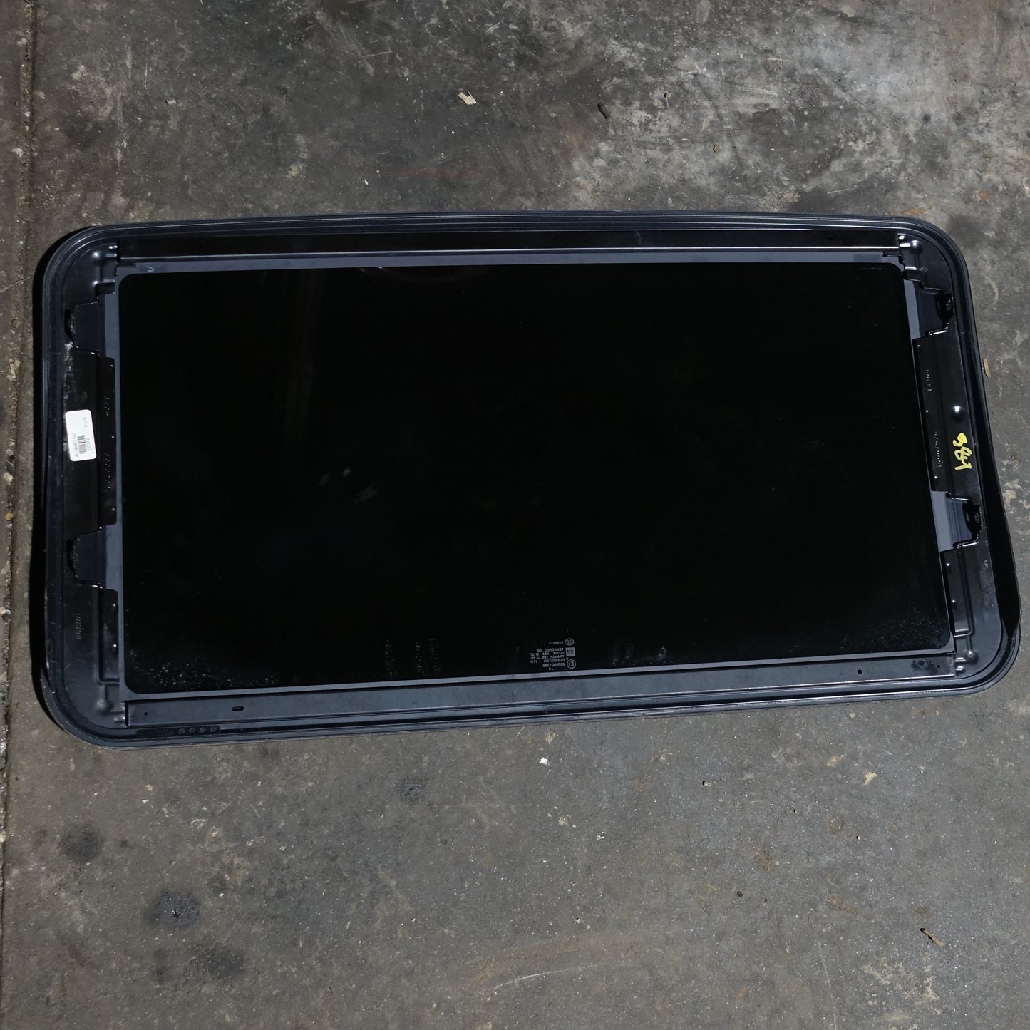 2007 2008 2009 2010 Saturn Outlook Sunroof Sun Moon Roof Glass Window