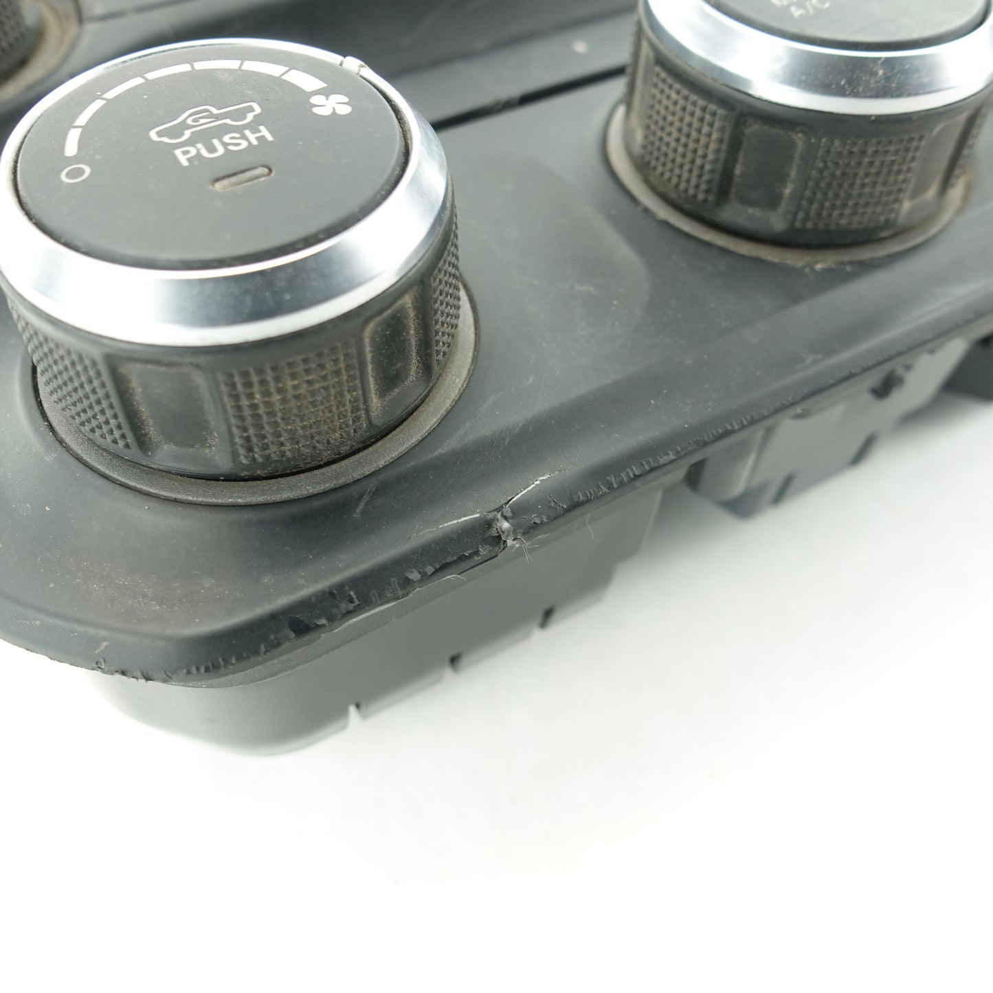 Damage 2020 2021 2022 2023 2024 Ram 3500 Radio Stereo Heat Ac Temp Climate Control