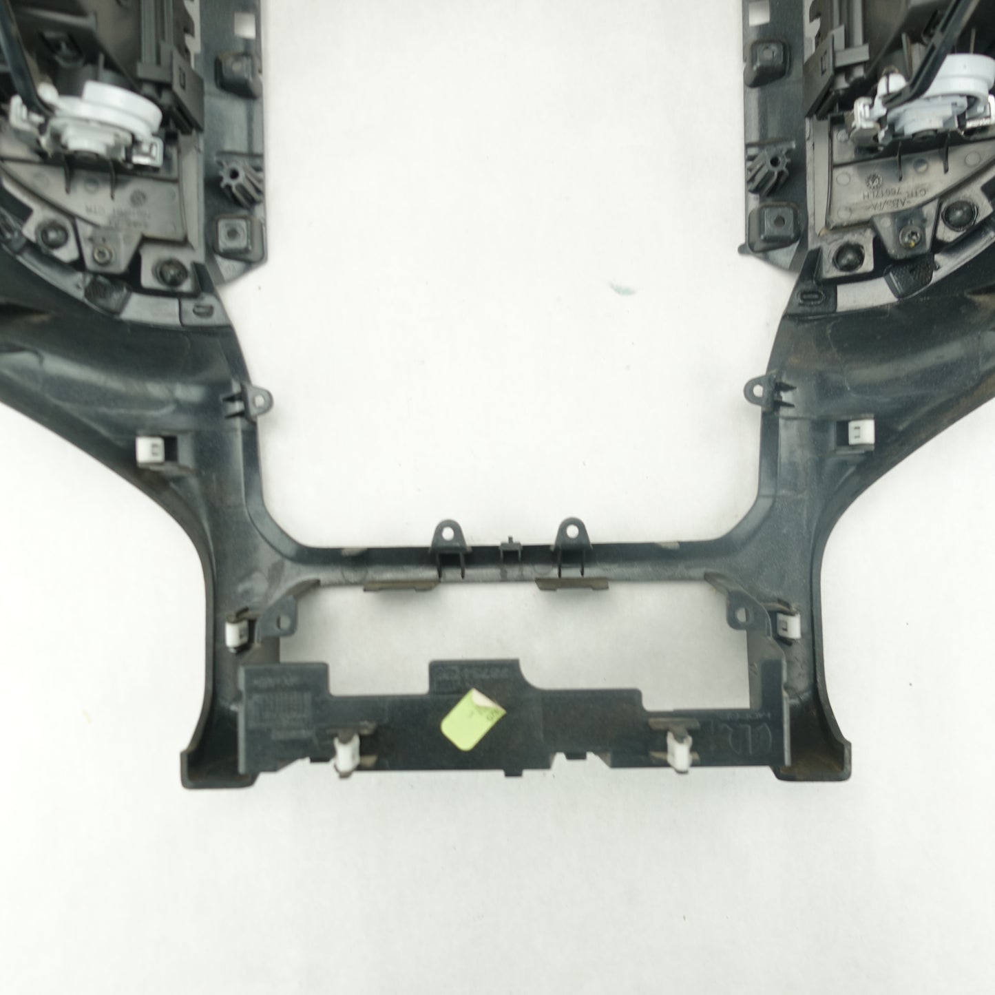 Damage 2019 2020 2021 2022 2023 Ram 1500 2500 3500 Center Dash Radio Vent Trim Bezel