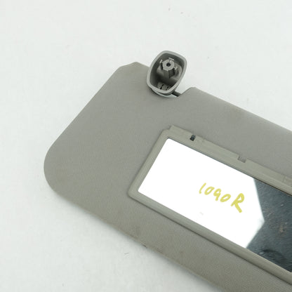 Damage 2006 2007 2008 2009 Pontiac Torrent Passenger Right Sunvisor Sun Visor