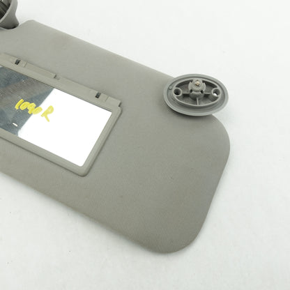 Damage 2006 2007 2008 2009 Pontiac Torrent Passenger Right Sunvisor Sun Visor