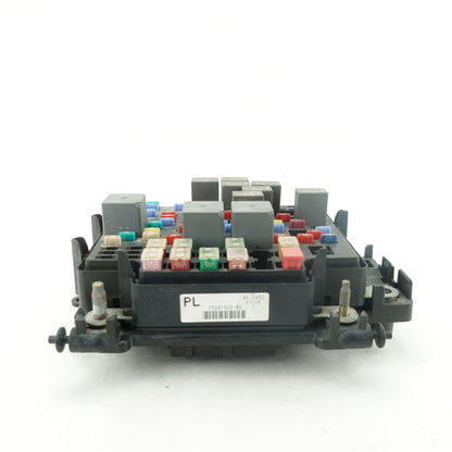 2003 2004 2005 2006 Yukon Suburban Engine Fuse Junction Box