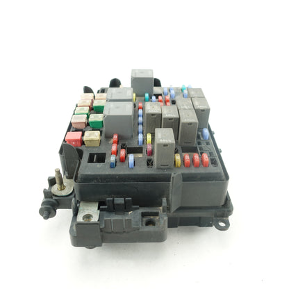 2003 2004 2005 2006 Yukon Suburban Engine Fuse Junction Box