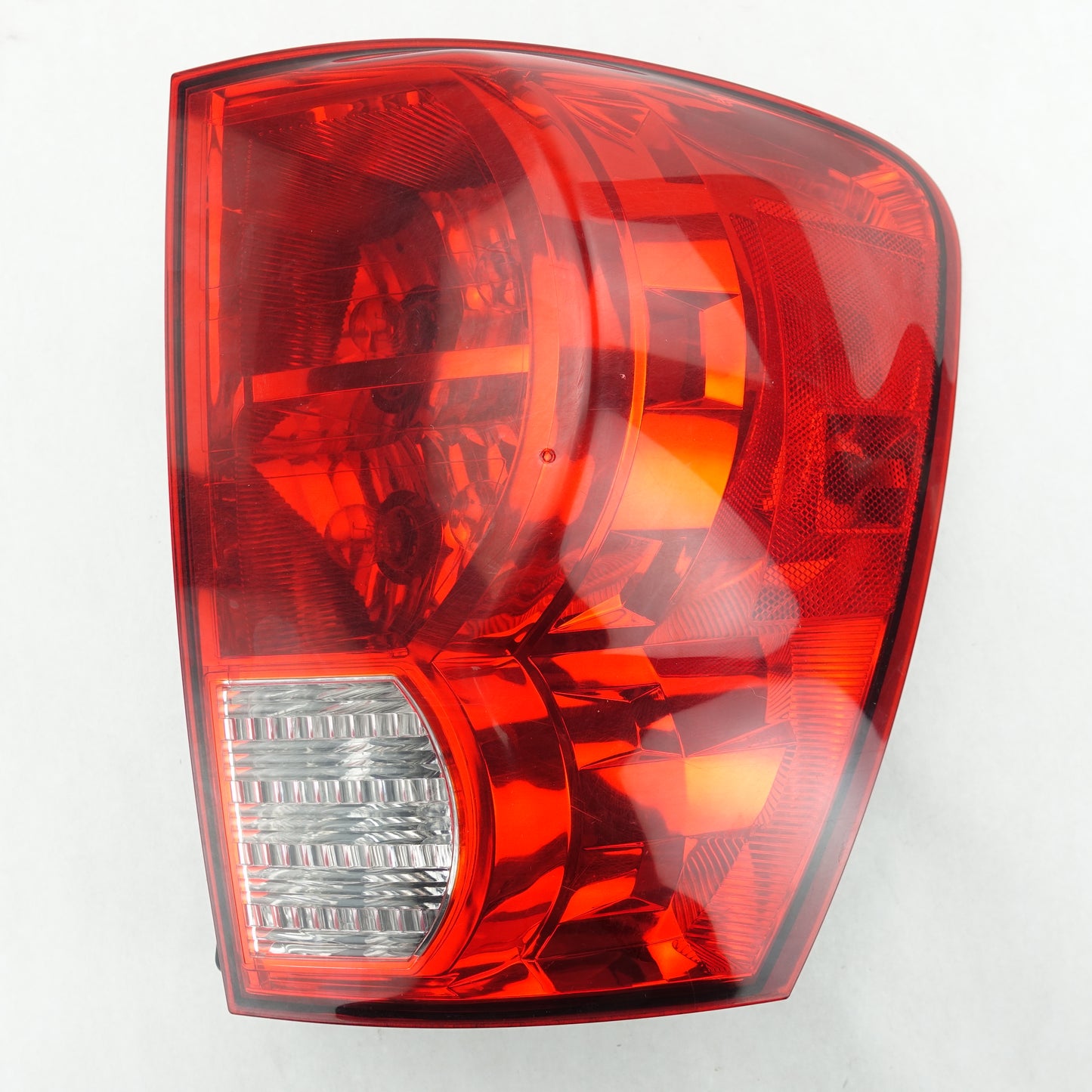 2006 2007 2008 2009 Pontiac Torrent Taillight Tail Light Lamp Passenger Right Rear