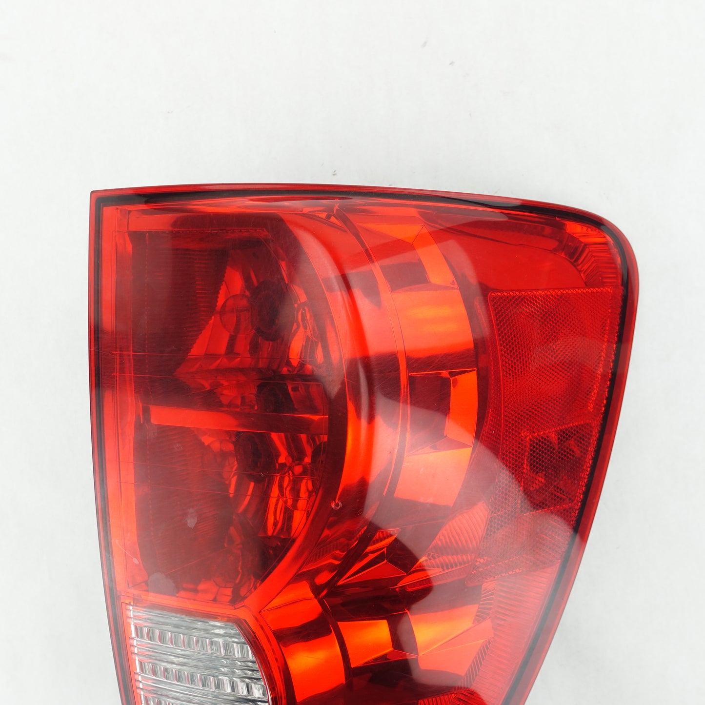 2006 2007 2008 2009 Pontiac Torrent Taillight Tail Light Lamp Passenger Right Rear