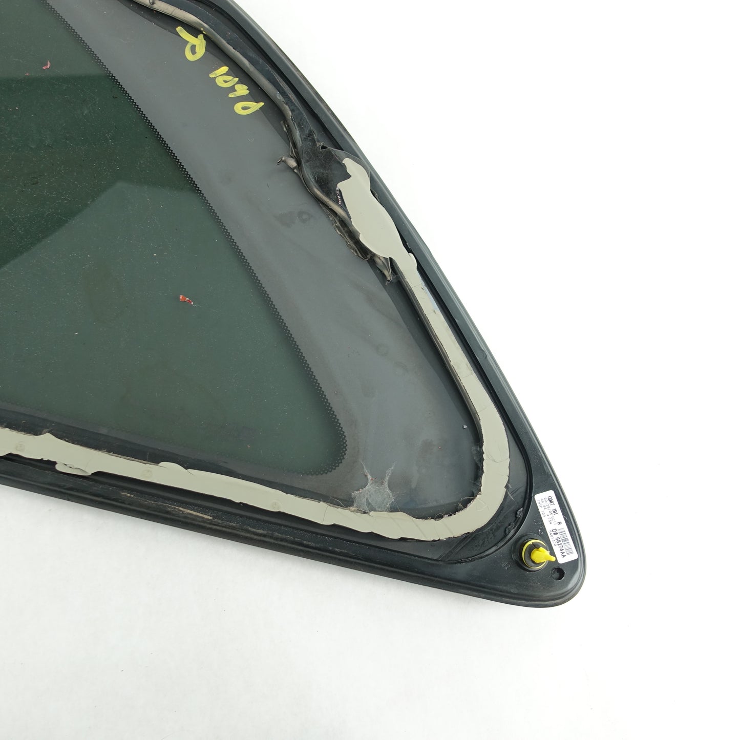 2006 2007 Equinox Torrent Passenger Right Rear Quarter Glass Window