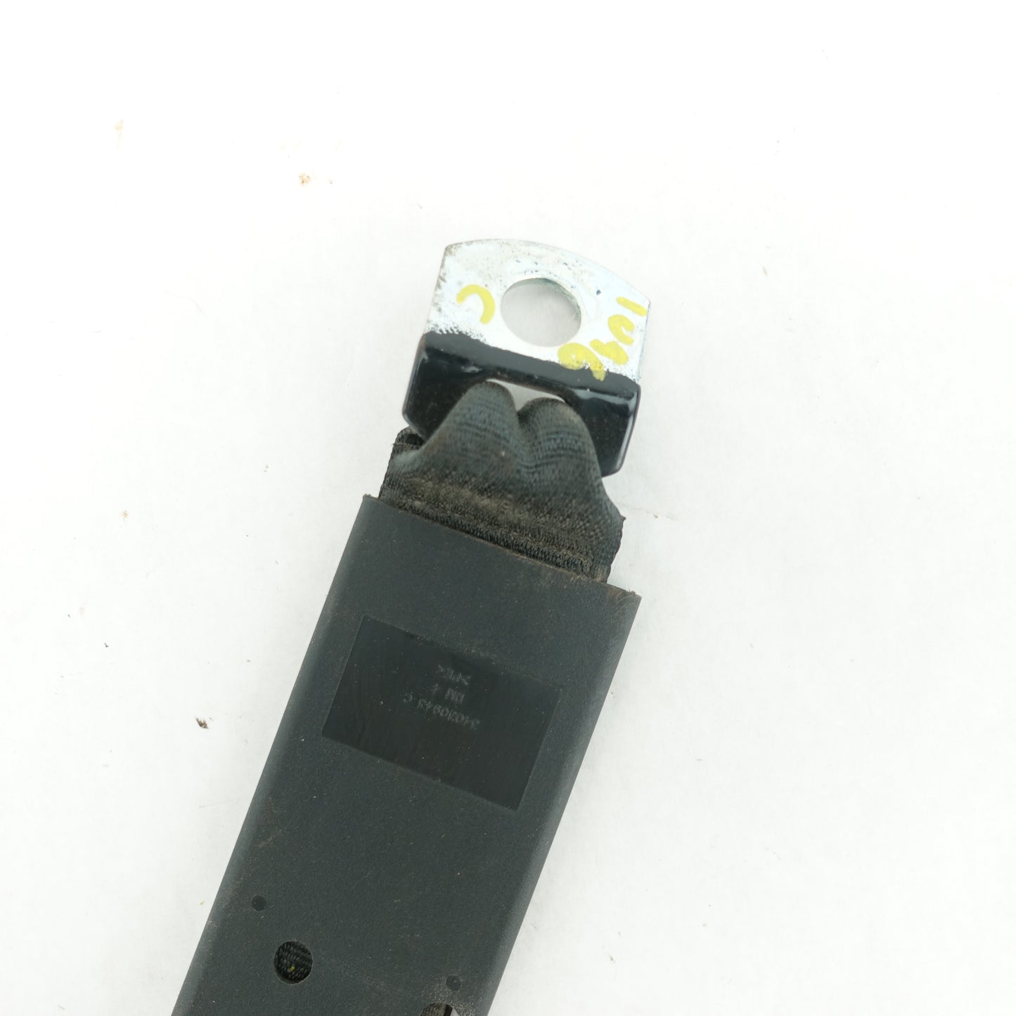 2019 2020 2021 2022 2023 Ram 2500 3500 Center Seat Belt Anchor