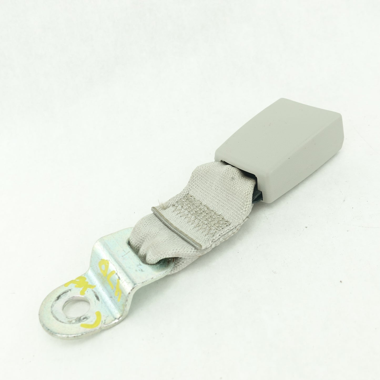 2011 2012 2013 Caravan Town & Country 3rd Row Center Rear Seat Belt Buckle Gray