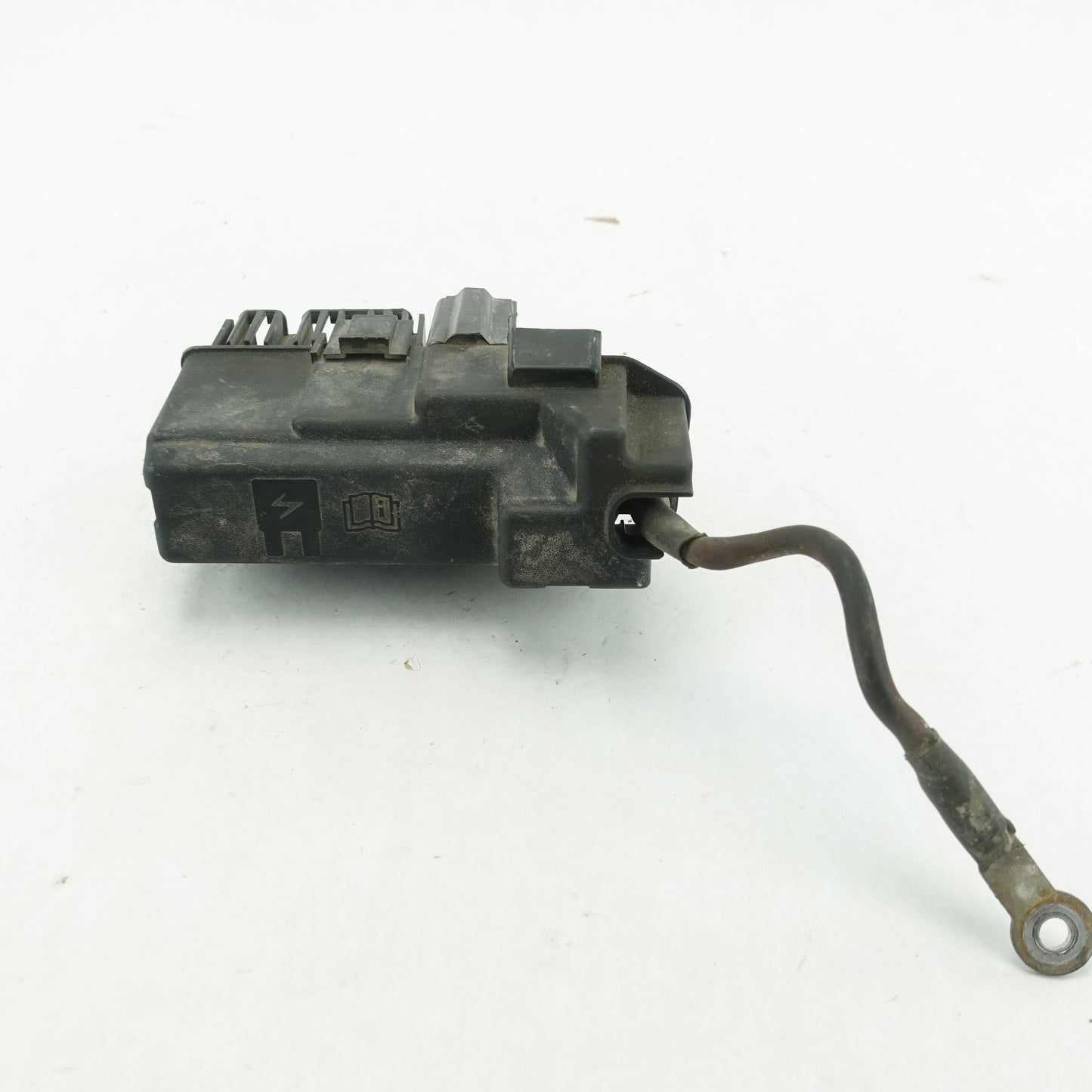 2011 2012 2013 2014 2015 2016 FORD F250 F350 6.7L Battery Circuit Breaker Fuse