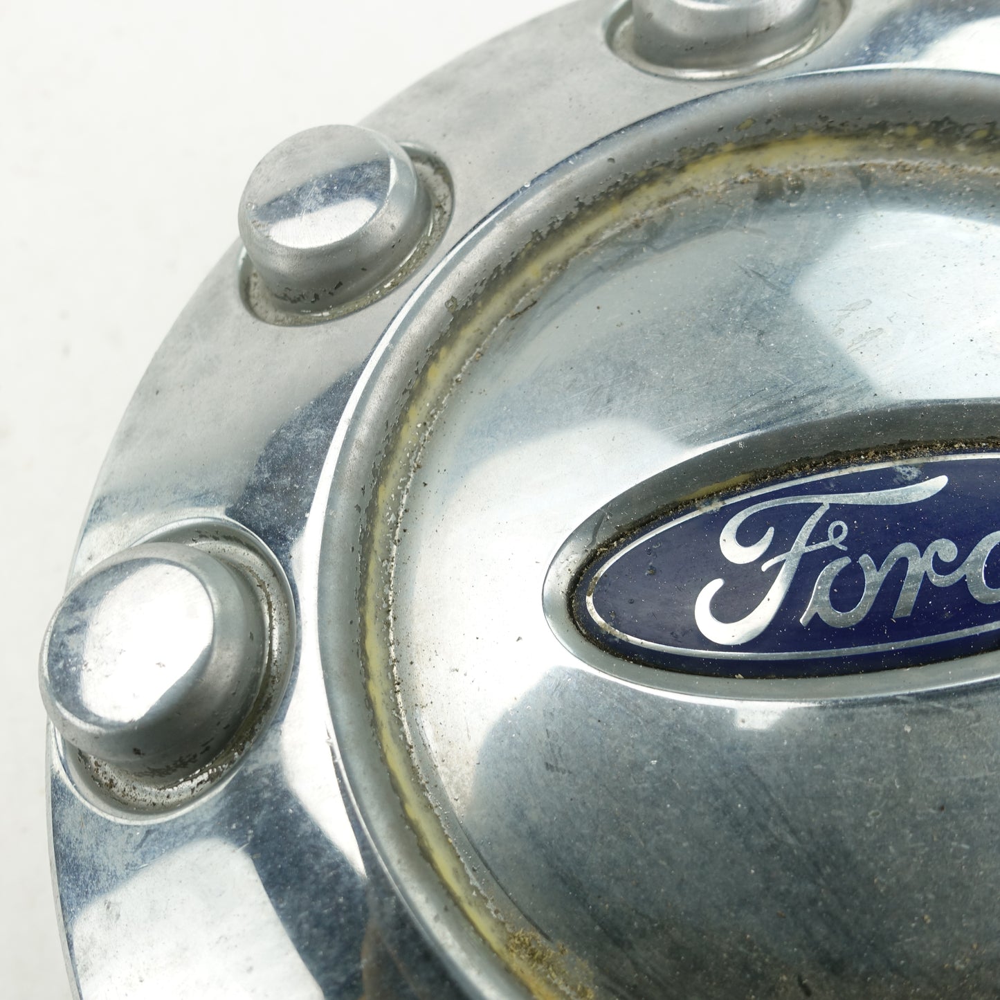 Damage 2012 2013 2014 2015 2016 Ford F250 F350 Front Wheel Center Hub Cap Cover