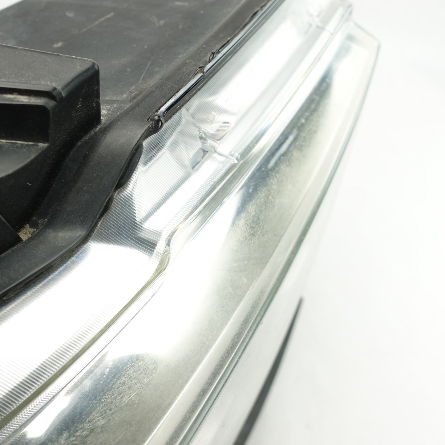 2016 2017 2018 2019 Titan XD Passenger Right Headlight Head Light Lamp LED