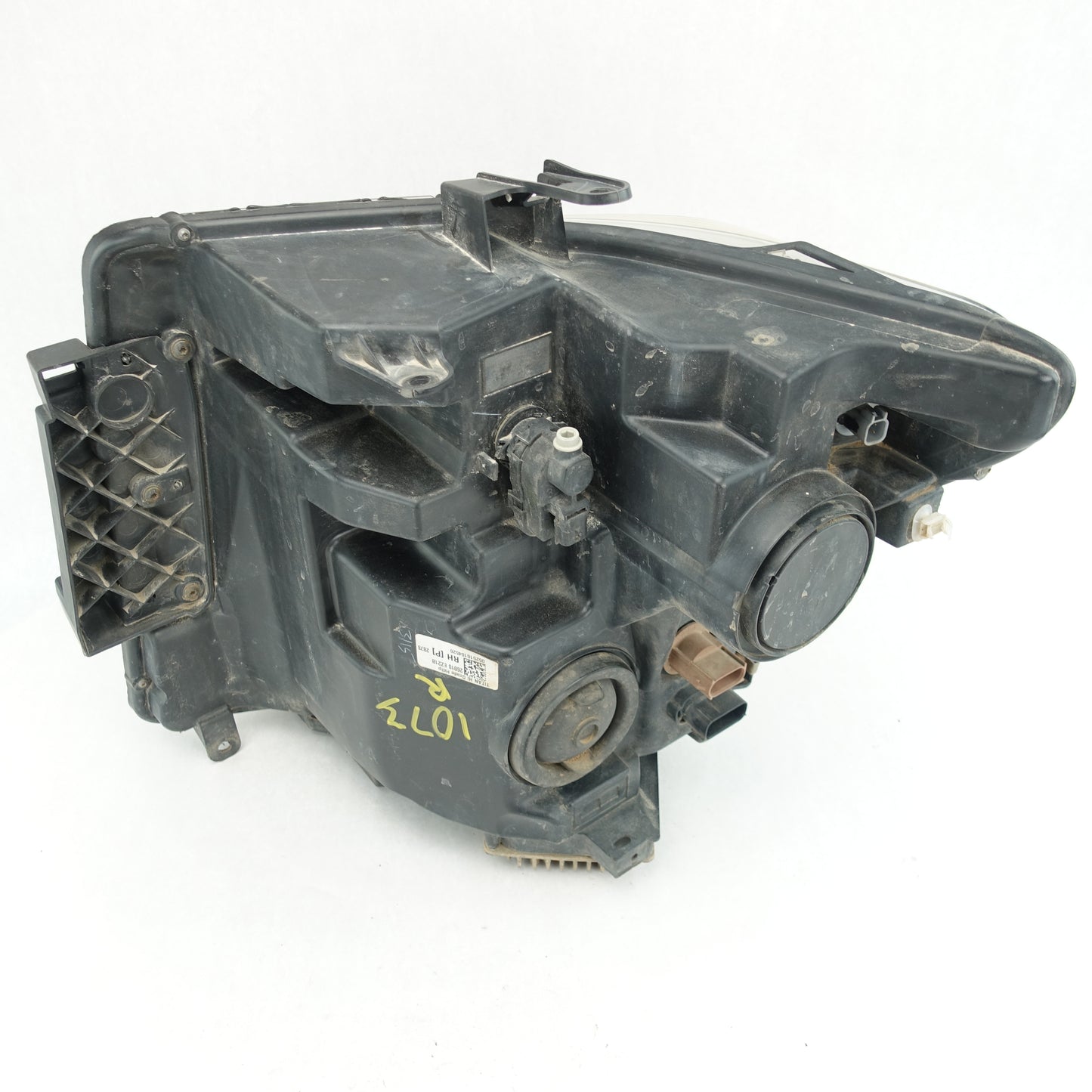 2016 2017 2018 2019 Titan XD Passenger Right Headlight Head Light Lamp LED