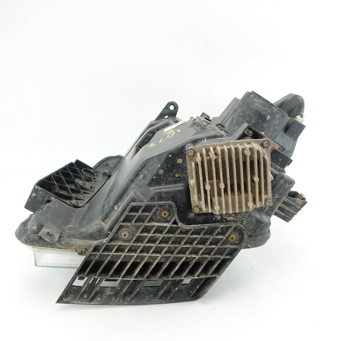 2016 2017 2018 2019 Titan XD Passenger Right Headlight Head Light Lamp LED