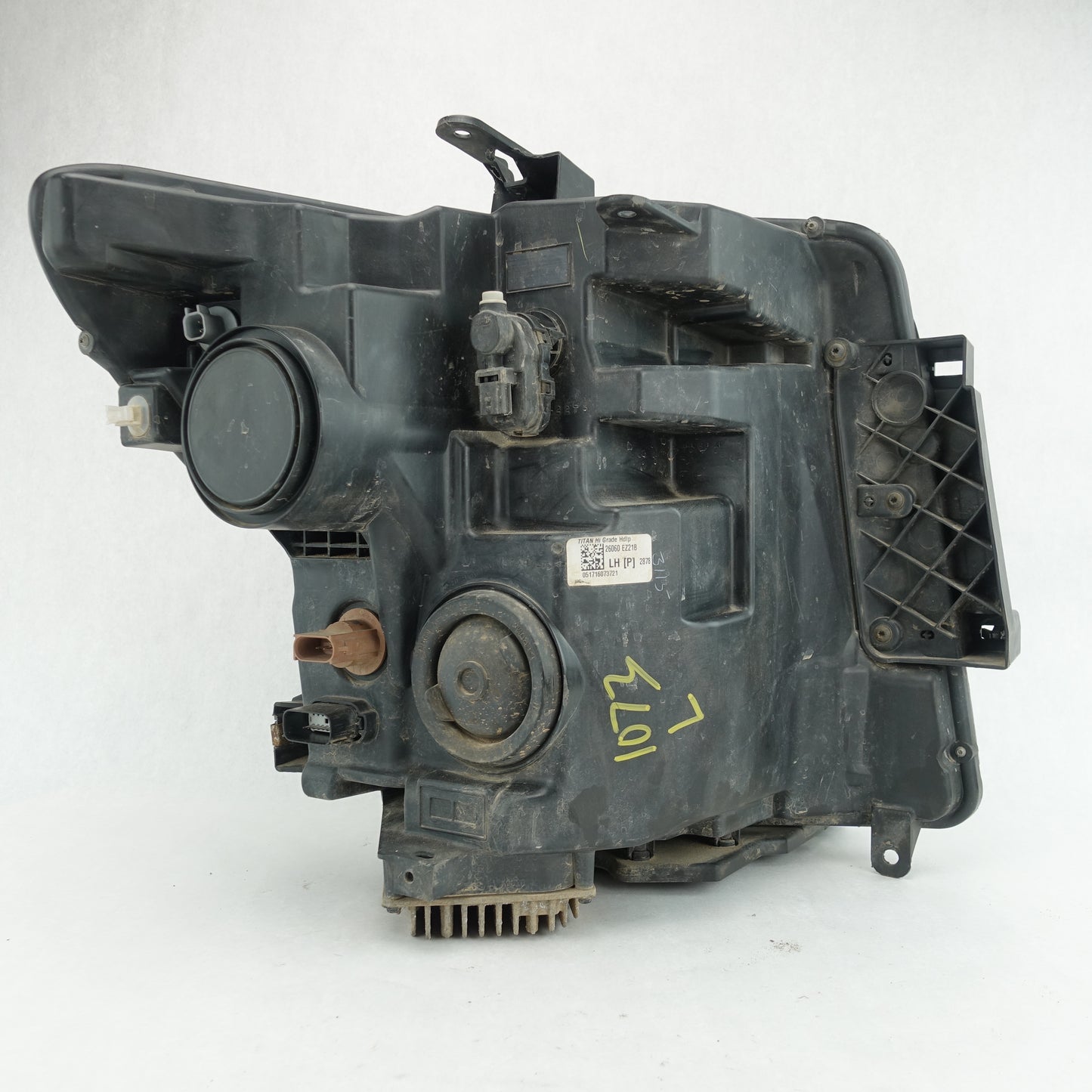 2016 2017 2018 2019 Titan XD Driver Left Headlight Head Light Lamp LED