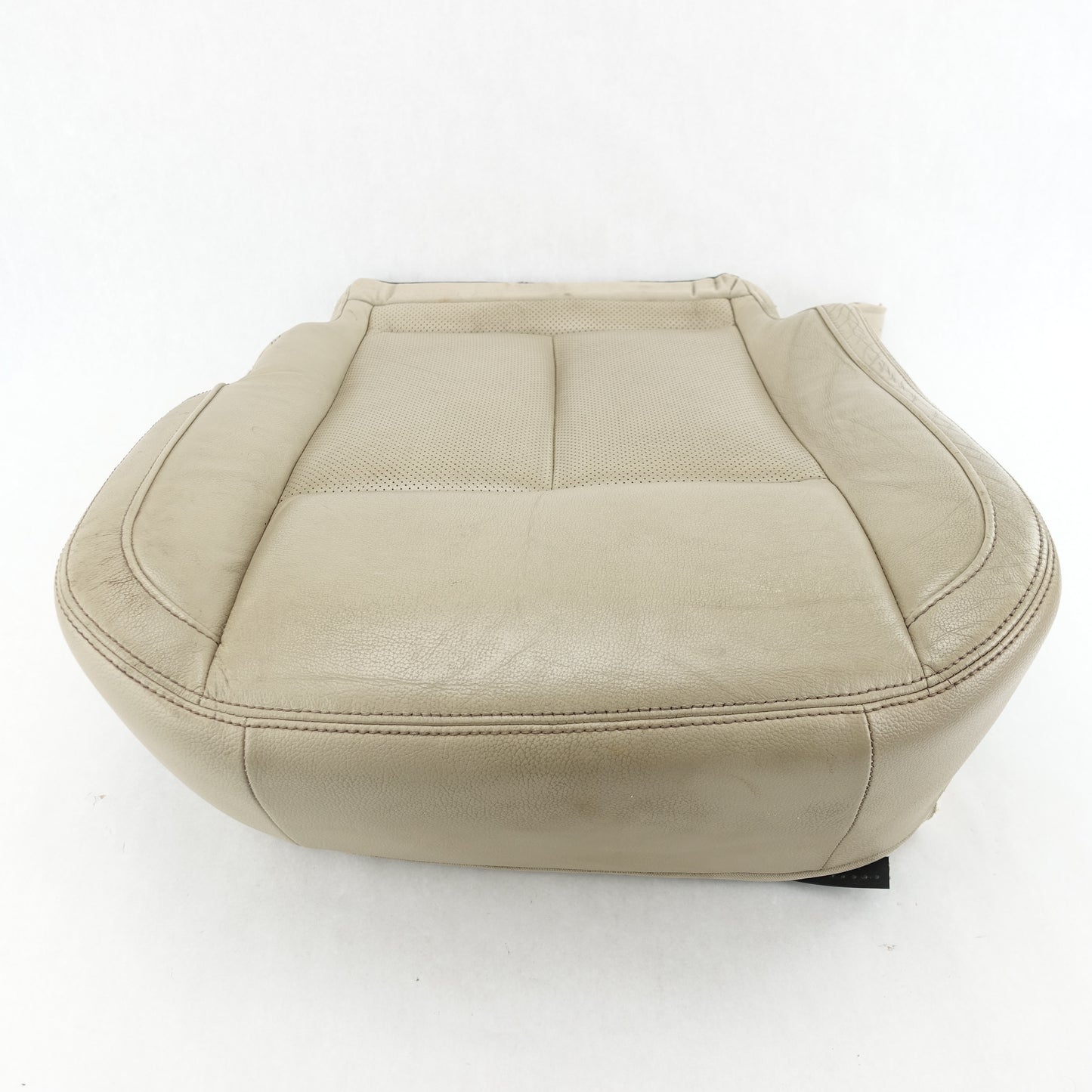 Damage 2016 2017 2018 2019 Nissan TITAN XD Driver Left Front Lower Seat Cushion