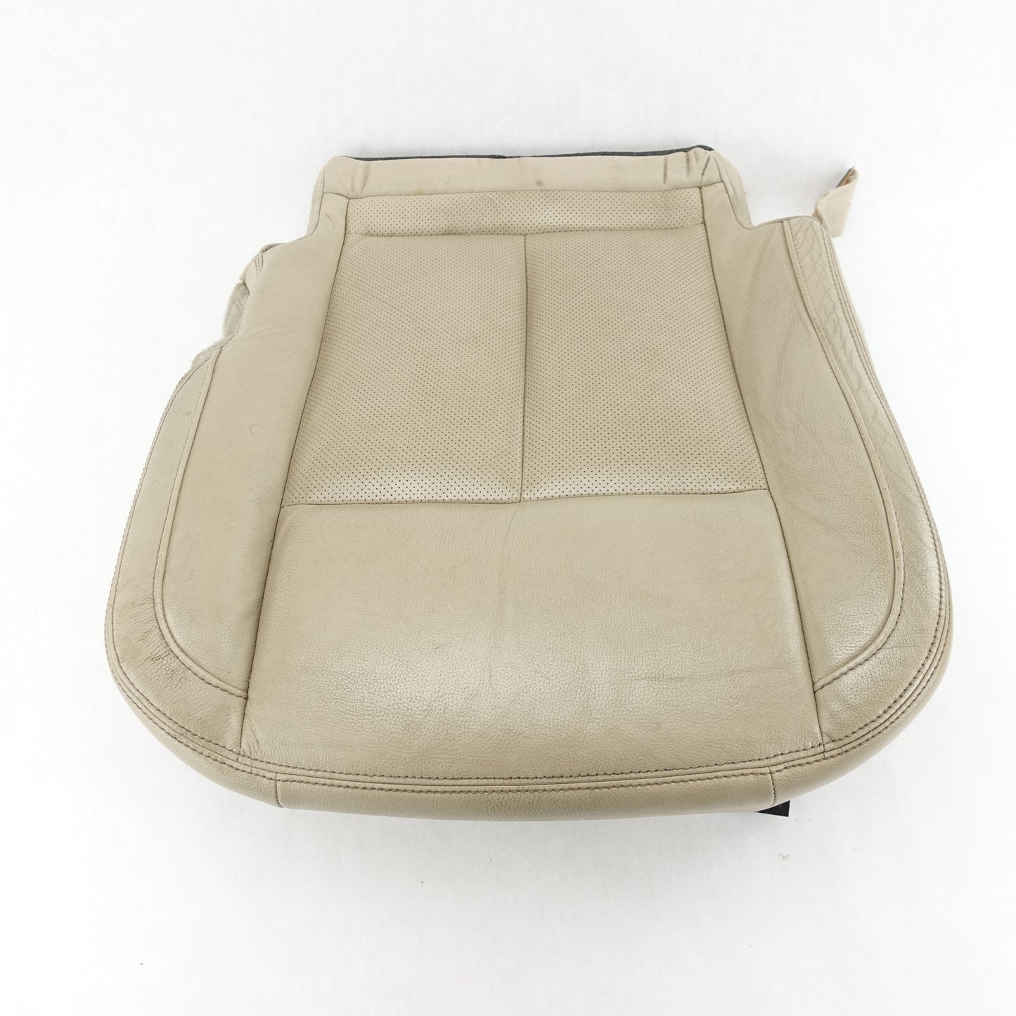 Damage 2016 2017 2018 2019 Nissan TITAN XD Driver Left Front Lower Seat Cushion