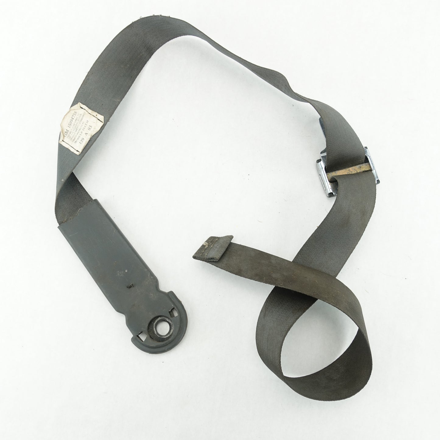 Damage 2003 2004 2005 2006 Silverado Sierra Front Center Jump Seat Belt