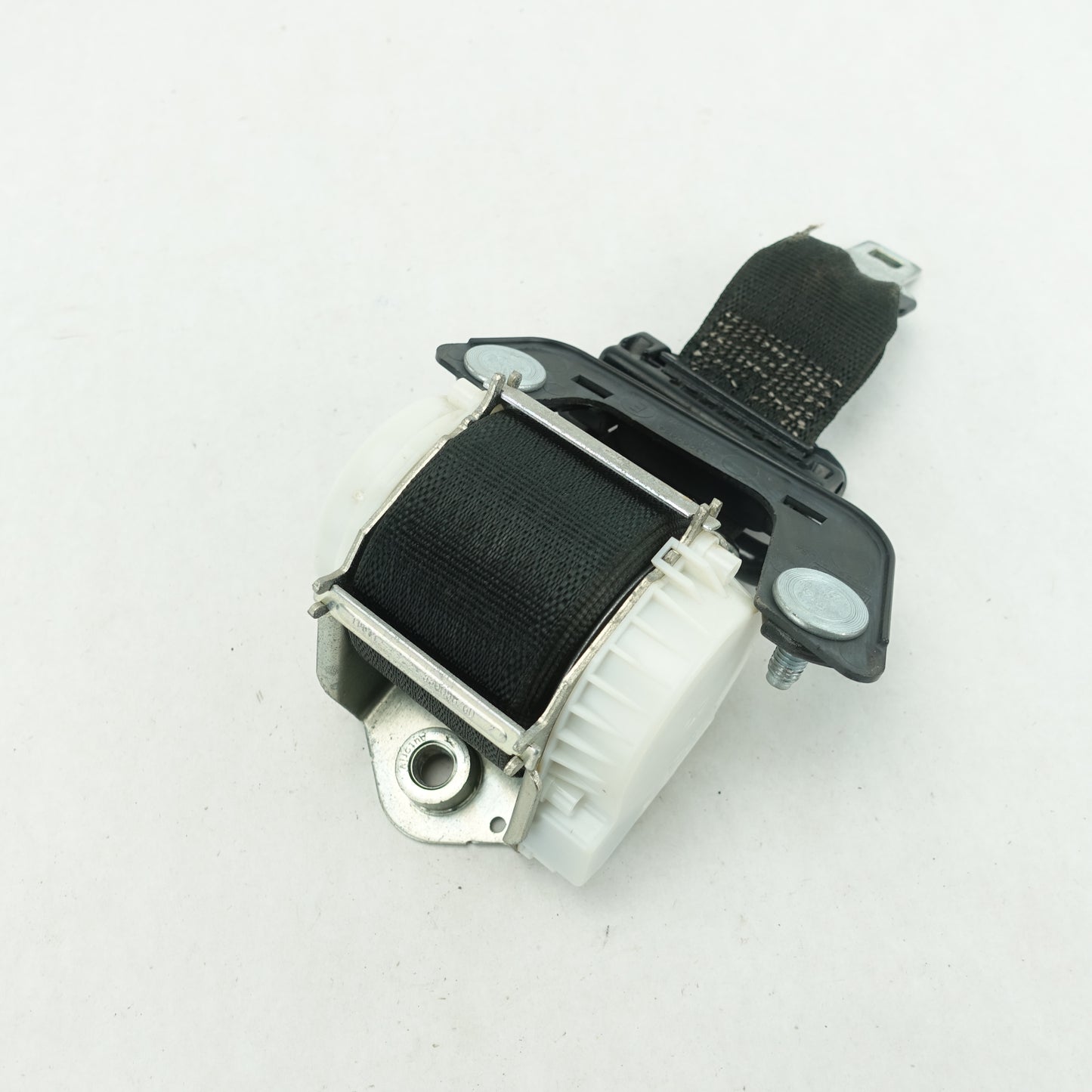 2011 2012 2013 2014 2015 16 Ford F250 F350 Rear Center Seat Belt Black