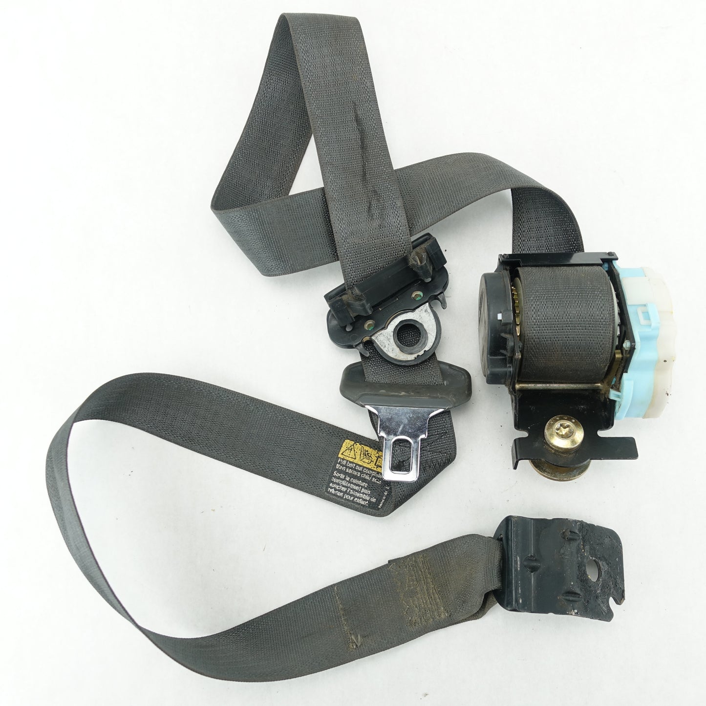 2003 2004 2005 2006 Silverado Sierra Crew Cab Left Rear Seat Belt Black