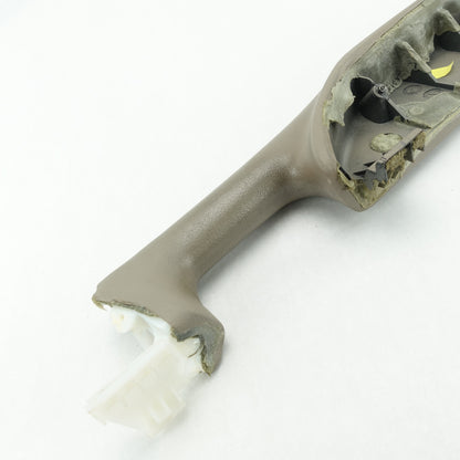 Damage 2003 2004 2005 Yukon Passenger Right Front Door Handle Armrest Arm Rest