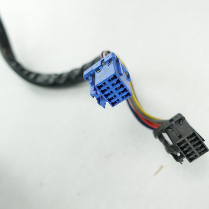 2003 2004 2005 Yukon Suburban Driver Left Door Mirror Turn Signal Puddle Light