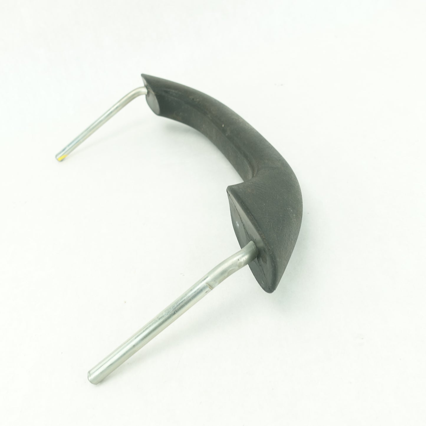 2003 2004 2005 GMC Chevy C4500 C5500 Topkick Kodiak Lower Dash Grab Bar Handle