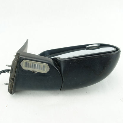 2003 2004 05 Yukon Suburban Passenger Right Door Mirror Turn Signal Puddle Light