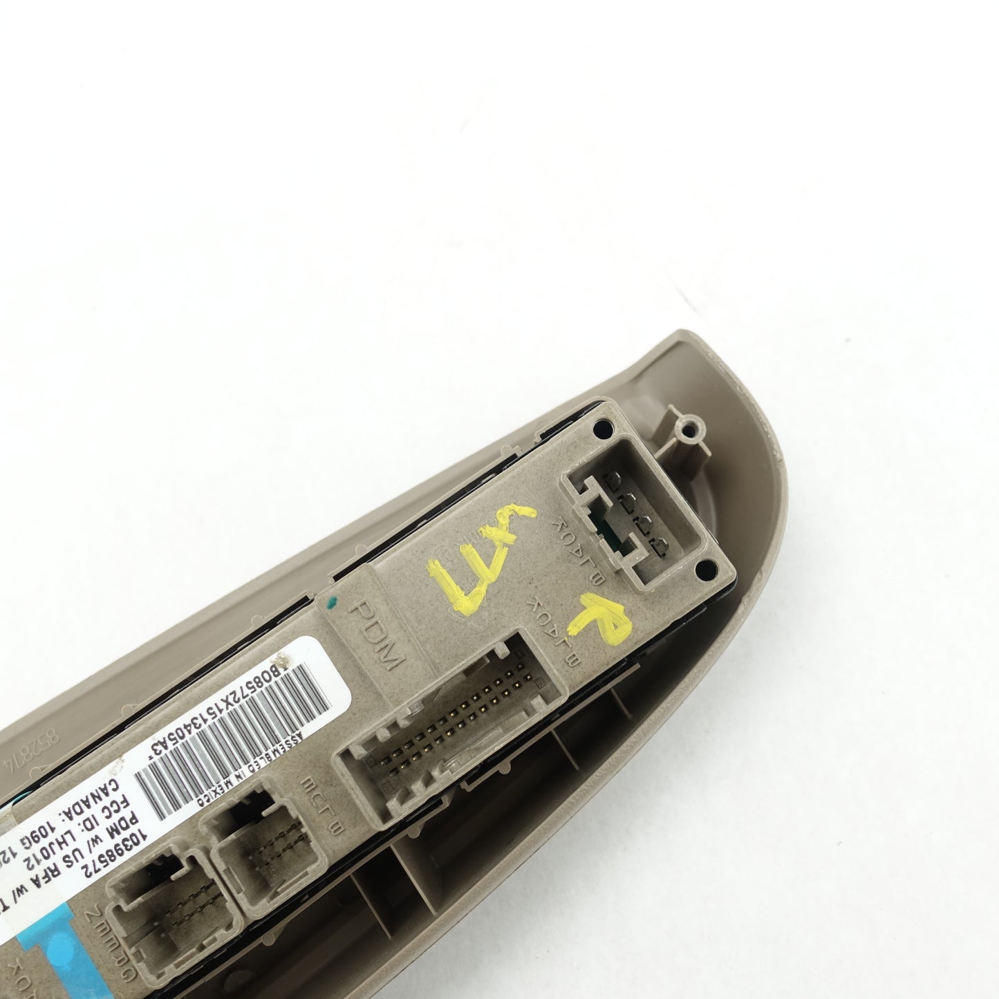 2003 2004 2005 2006 Yukon Denial Passenger Right Front Window Switch