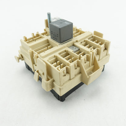 2003 2004 2005 2006 Silverado Sierra Lower Dash/Fire Wall Fuse Junction Box