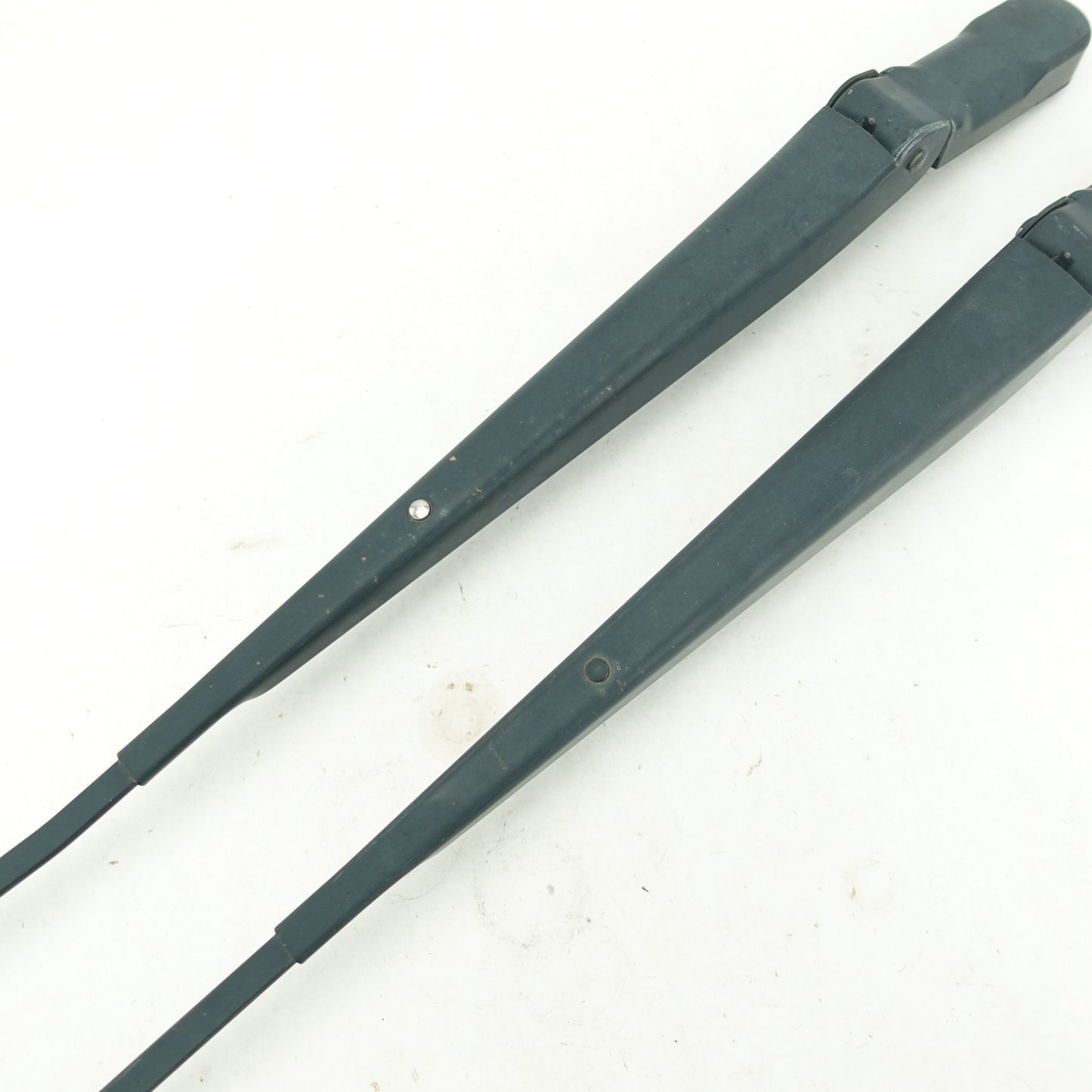 2011 2012 2013 2014 2015 Ford F250 F350 Windshield Wiper Arm Arms Left Right Set