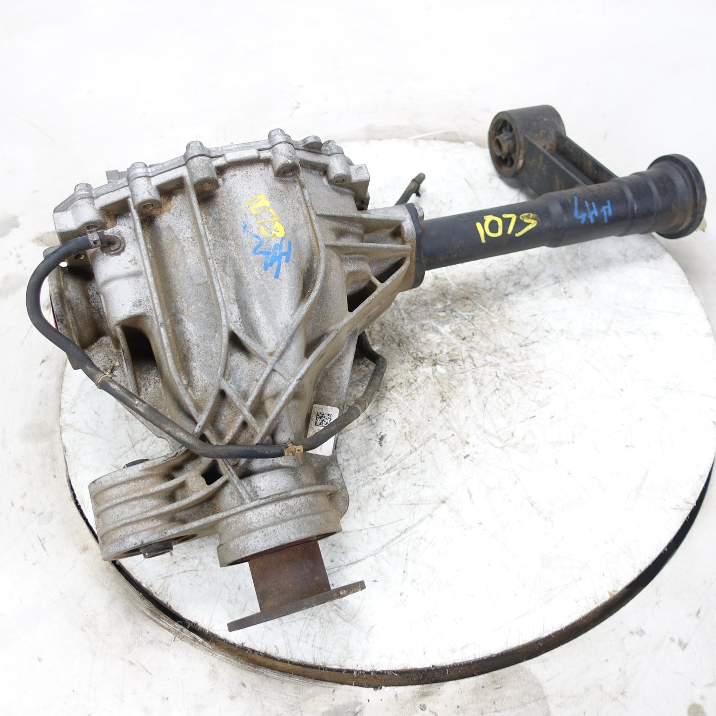 2016 2017 2018 2019 Nissan Titan XD 5.0L Diesel Front Carrier Differential