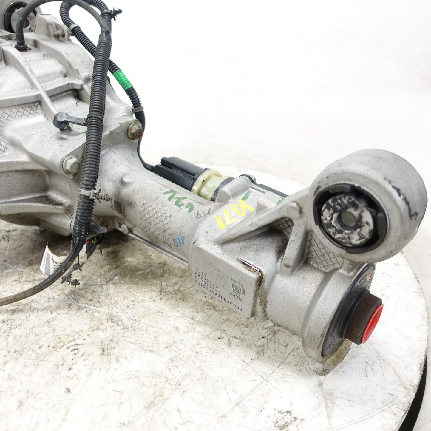 Damage 2019 2020 Silverado Sierra 1500 Front Carrier Differential 3.23 GU5 SU5