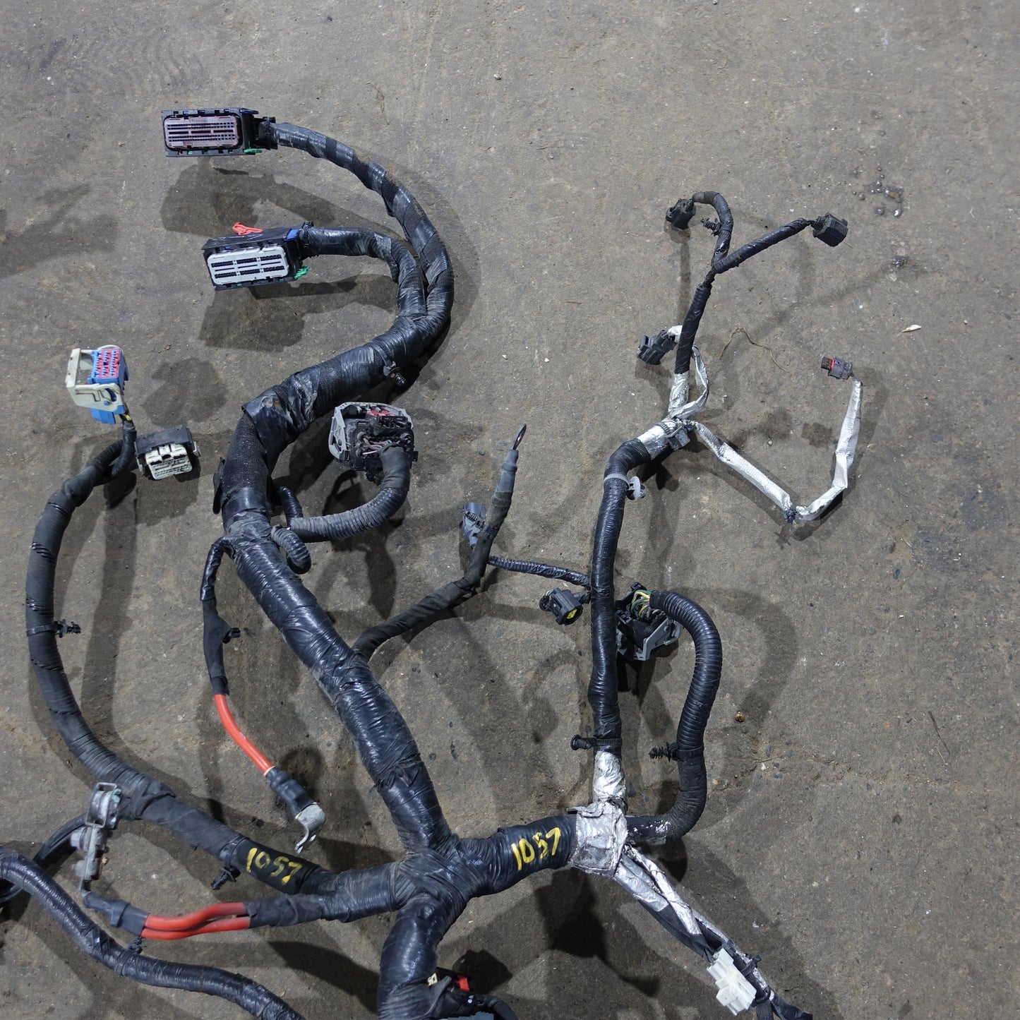 2014 Town & Country Caravan 3.6L Engine Wire Harness Loom Battery Cables