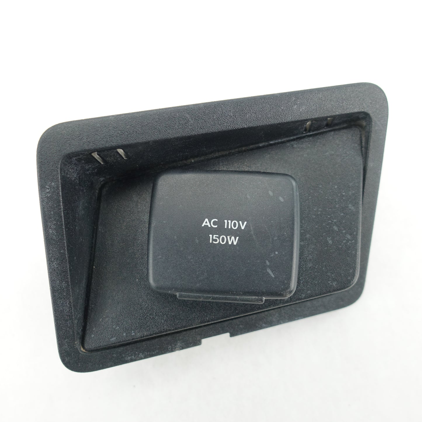 Damage 2011 2012 2013 2014 2015 2016 Ford F250 F350 Dash AC 110V 150W Power Plug