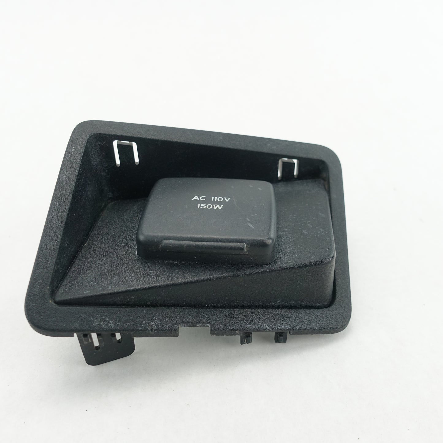 Damage 2011 2012 2013 2014 2015 2016 Ford F250 F350 Dash AC 110V 150W Power Plug