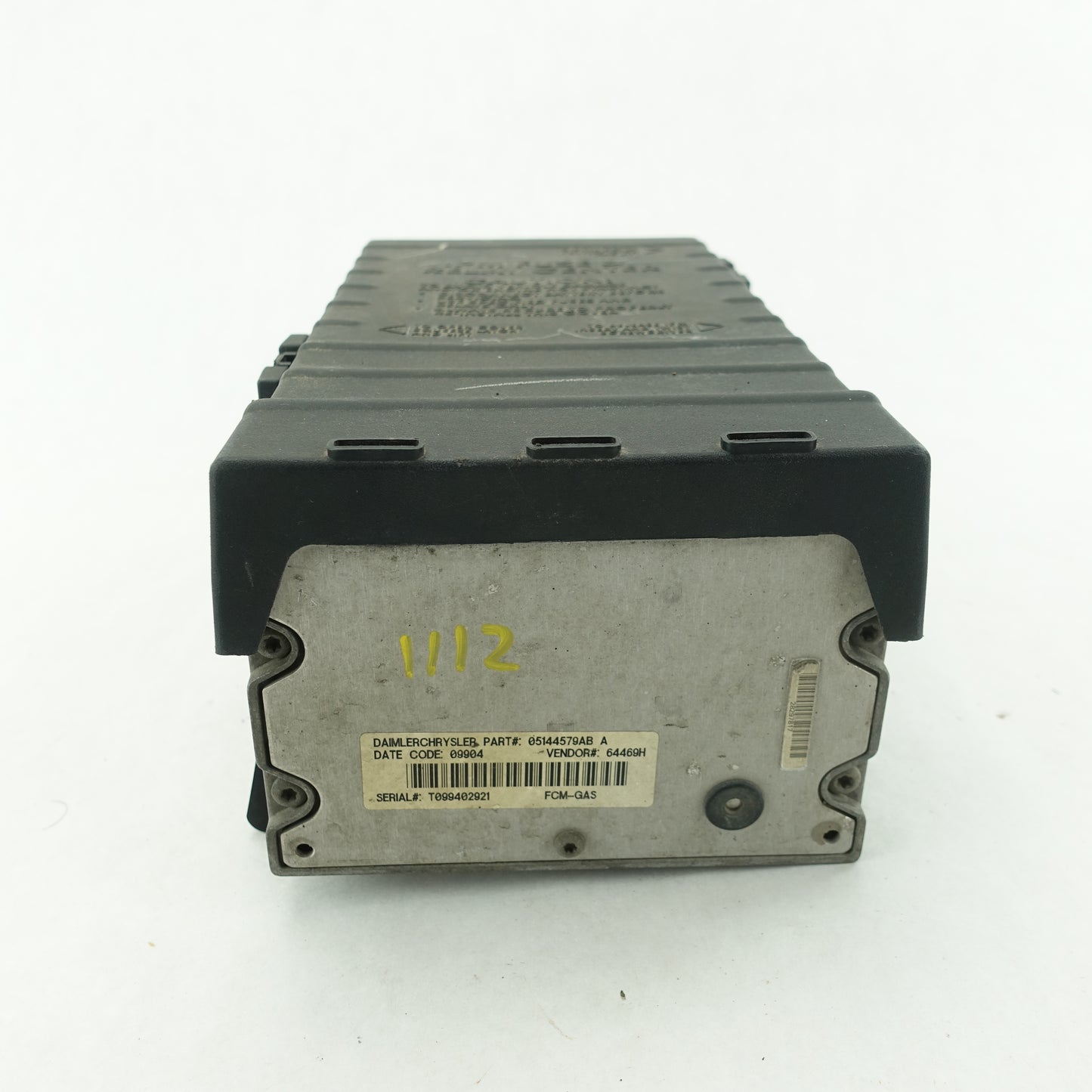 2003 2004 2005 Town & Country Caravan Engine Fuse Box Computer Module TIPM