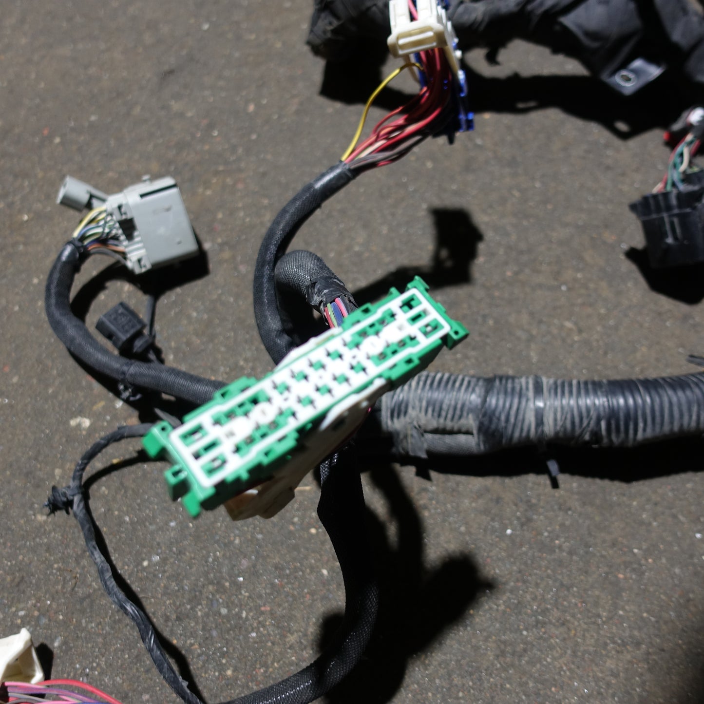 2017 Ram 1500 Crew Cab Big Horn Cab Floor Wire Harness Loom