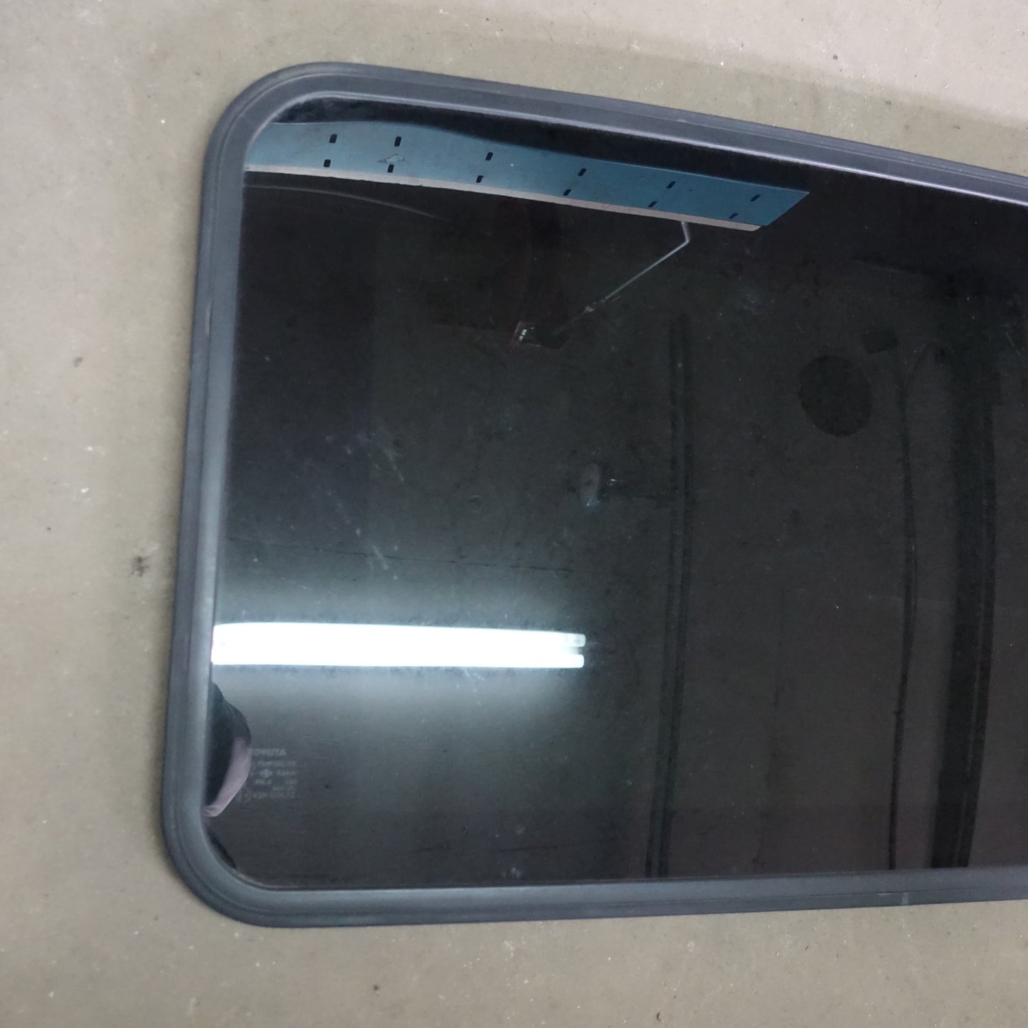 1999 1998 Toyota Avalon Sunroof Sun Moon Roof Glass