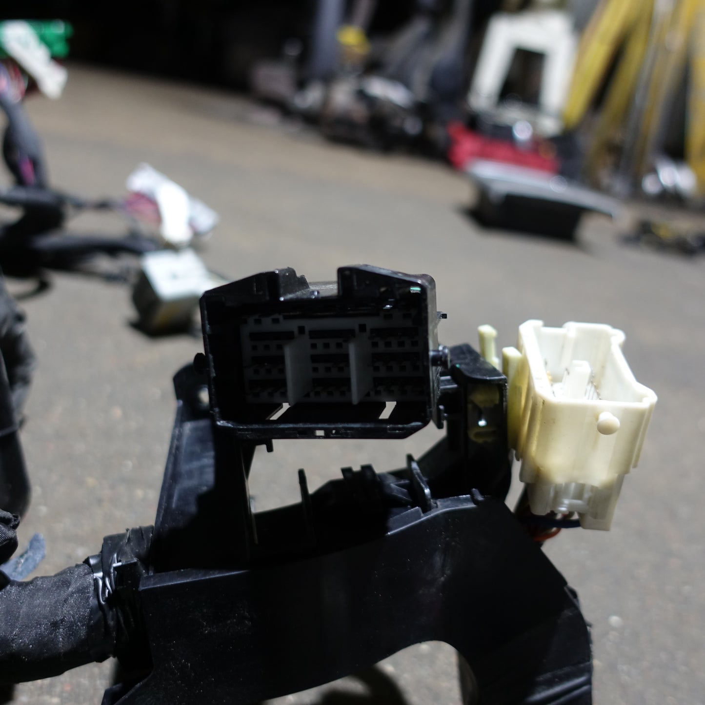 2017 Ram 1500 Crew Cab Big Horn Cab Floor Wire Harness Loom