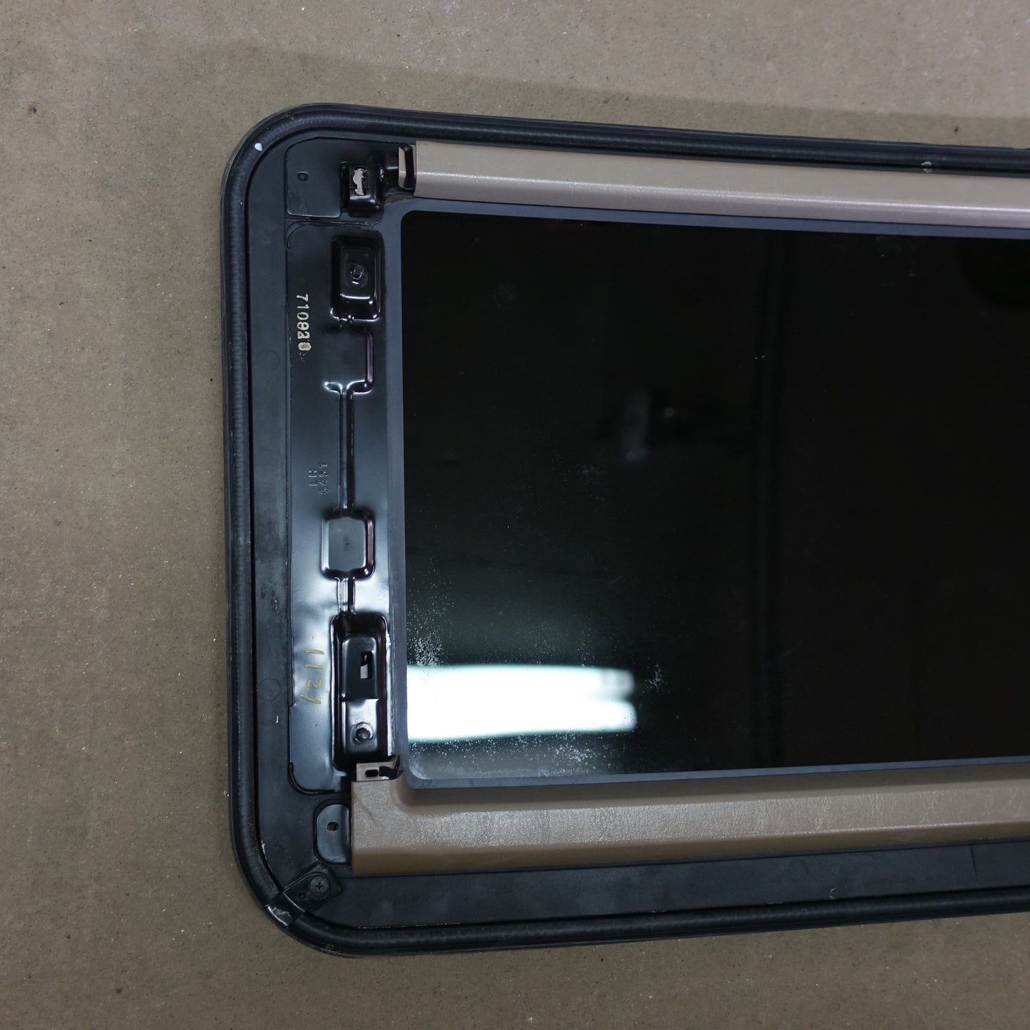 1999 1998 Toyota Avalon Sunroof Sun Moon Roof Glass